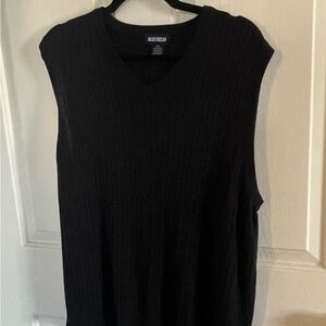 Blue Ocean Black Sleeveless Vest